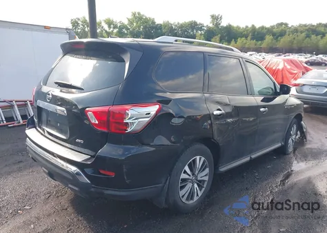2017 Nissan Pathfinder S z USA, uszkodzony, nr VIN 5N1DR2MM7HC639367